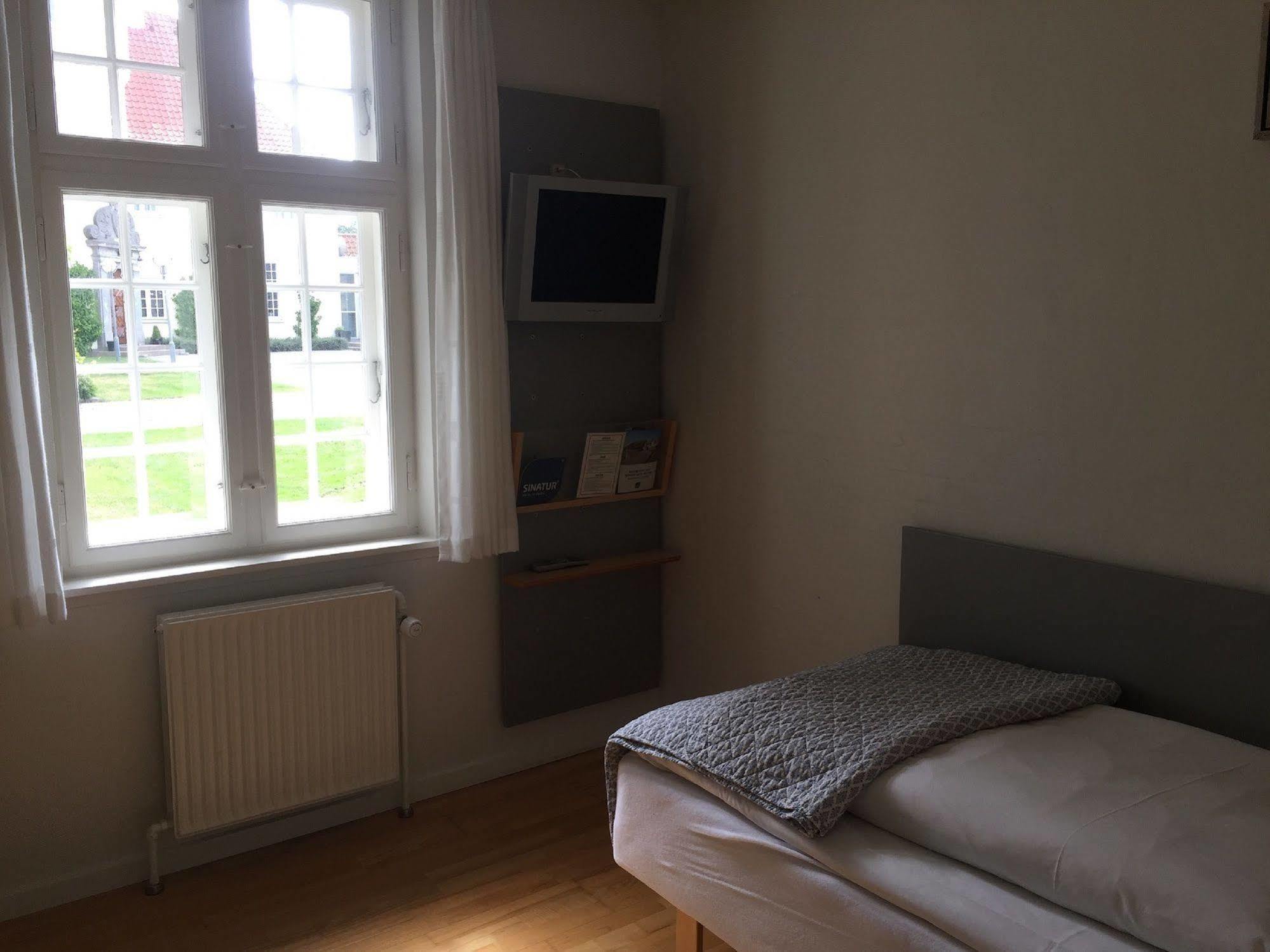 Gl. Avernaes Sinatur Hotel & Konference Ebberup Dış mekan fotoğraf